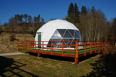 Insane igloo varianta Glamping